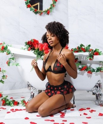 Анкета проститутки Марта - город Кижинга, 21 год, №3079